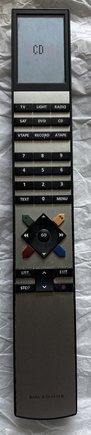 01_B&O_Remote_Front_cropped_IMG_2834